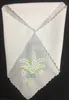 Zestaw 12 damskich chusteczce białe bawełna ślub hankies z przegrzebkiem krawędź kolor haftowany vintage hanky dla prezentów ślubnych