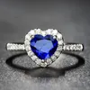 Mode-sieraden Verzilverde sieraden Koningsblauw Hartvormige saffierring Gekleurde edelsteen Ring2471