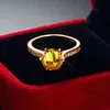 Kvinnliga gula färger konisk kristall cz sten ring för kvinnor lova förlovnings mode party smycken gåva grossist