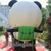 Anpassad attraktivt uppblåsbara djurmodell 4m Höjd Blås upp Gullig panda med väska för butiksdekoration