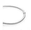 Real S925 Sterling Silver Charms Armband Classic Snake Chain Snap Clasps Armband Fit för Pandora Diy Bead Charm