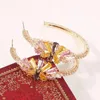 Fashion-ed out klejnot kwiat C hoop kolczyki dla kobiet luksusowy projektant kolorowe bling diamentowe obręcze koło kolczyki huggie cyrkon biżuteria prezent