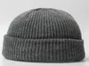 Шляпа женский унисекс полиэстер смеси твердые теплые мягкие хип-хоп вязаные шапки мужчины зимние шапки женские Skullies шапочки для девочки оптом