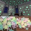 300pcs 3d stjärnor Glöd i mörkväggen Klistermärken Lysande fluorescerande väggklistermärken för barn Baby Room Bedroom Tak Heminredning WY116