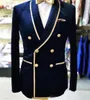 Photo réelle Double boutonnage châle revers marine velours mariage marié Tuxedos hommes fête Blazer bal costumes d'affaires juste une veste