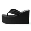 Slippers Soild Wedge Platform Flip Flops Sapatos da mulher 2023 Mulheres de verão Sandálias de praia de salto alto Senhoras de espessura pantufas1