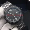 NIEUWE Automatische Horloge Mannen Horloges reliëf Zwarte bezel Sport Machines Beweging Luxusuhr Rubberen band metalen armband Horloges 43