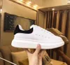 2019 Luxury Fashion Designer Men Women shoes sneakers Leather Velvet black White Red Flat casual shoes Platform Trainers 5-11