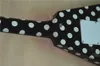 Darmowa wysyłka Randy Rhoads Podpis Latający V Elektryczny Gitara Polka Dot Finish Top Chiny Gitara