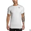 Camisa da moda para homens Tops de fitness Rashgard Mens Dry Fit Running T Shirt Sportswear Crossfit Gym Tshirt Fit Tight Training Shirts