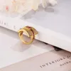 女性の婚約ブライダルジュエリー指のための高級ビッグパレス925スターリングシルバー14kゴールドメッキガーネット宝石の結婚指輪