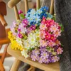 7 forchette Gerbera artificiale Bouquet di fiori margherita per la decorazione del giardino di casa Archi nuziali fai-da-te Bouquet da sposa da parete Flores