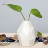 vasos de cerâmica simples