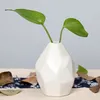 vase en bouteille en céramique