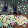 3D Star Moon Fluorescente Luminoso Etiqueta de La Pared Resplandor en la oscuridad Estrellas Respetuoso del medio ambiente PVC decorativos Tatuajes de pared Niños Habitaciones de bebé decoración