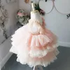 Pink Flower Girl Dress 2019 Little Ball Gown Ruffles Layers Pizzo a strati Bambini Compleanno Festa di nozze Abiti da cerimonia per eventi formali per bambini