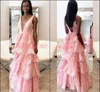 Perfecto 2K19 Vestidos de fiesta con cuello en V profundo y encaje Vestidos de fiesta africanos Sin espalda Una línea Niveles Noche formal larga Ocasión especial Robe De Soiree