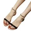 Hot Sale-Hee Grand Dames Sandalen 2017 Nieuwe Patent Lederen Schoenen Vrouw Zomer Slip op Ankelliem Flats Dames Strandschoenen XWZ3702