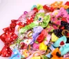 100pcs Style mieszane Pet Puppy Dog Pies Kat Bows z RhinestonePearsflowers Pet Dog Horooming Akcesoria Bows16150761