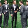 Черные / Серые Мужские Свадебные Смокинги Пик Отворот Жениха Groomsmen WeddingTuxedos Популярный Человек Пиджаки Куртка 2 шт. Костюм (куртка + брюки + галстук) 1312