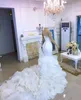 Organza Tiered Ruffles Long Mermaid Wedding Dreess 섹시한 스파게티 스트랩 민소원 오픈 백 공식 신부 가운 반짝이는 모조 다