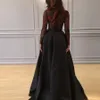 2017 Arabe Sexy Noir Robes De Bal À Manches Longues Voir Top En Dentelle Transparente Avec Rose Rouge Haute Split Balayage Train Tenue De Cérémonie Yousef