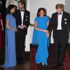 Vestidos de noche de sirena azul de Meghan Markle con cuello de joya del cabo Vestido formal de satén de manga corta Vestidos de celebridad de tren de barrido259j