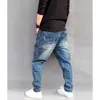 Pantaloni mimetici patchwork Harem da uomo Pantaloni casual larghi in denim larghi Pantaloni hip-hop Pantaloni blu Pantaloni uomo Vestiti Plus Size1281A
