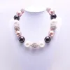 Date Café Couleur Kid Chunky Collier Cadeau De Fête D'anniversaire Pour Les Tout-petits Filles Perlé Bubblegum Bébé Enfants Chunky Collier Bijoux