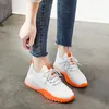 Toptan 2020 Bahar Yeni Kadın Ayakkabı Rahat Moda Tenis Feminino Işık Nefes Örgü Dantel-Up Ayakkabı Kadın Beyaz Sneakers T268