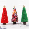 زينة عيد الميلاد الخشبية المصنوعة يدويا الكرة أوراق شجرة اصطناعية عيد الميلاد سانتا كلوز الأيائل عيد الميلاد الحلي سطح المكتب
