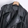 女性のレザーのファックス女性のジャケットファッションPUジッパーコートソリッドカラー春と秋のバイカーオートバイスリムフィットジャケット