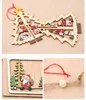 Ornamenti natalizi in legno Stella a cinque punte intagliata Albero di Natale Ornamenti per finestre Ciondolo per campana Fiocco di neve Pupazzo di neve Alce XD21170