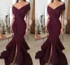 Burgundy Sexy V-Neck Mermaid Prom Klänningar Med Sash Tiers Split Front Evening Kappor Skräddarsydda Party Dress Girls Särskilt tillfälle Använd