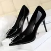 marque chaussures femmes designers en cuir verni boucle marque talons chaussures de bureau femmes chaussures de mariage talons noirs talons rouges femmes chaussures tacones