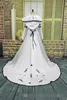Mantelkleider Vintage mit Cape-Rücken und weißer Stickerei, A-Linie, Sweep-Zug, Schnürung, maßgeschneidertes Hochzeitskleid, Vestido de Novia