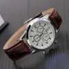 Mens montres de luxe FHD Casual Sports Magnifiquement Montre-bracelet en alliage PU Montre à quartz en cuir