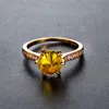 Vrouwelijke gele kleuren conisch kristal cz steen ring voor vrouwen belofte engagement fashion party sieraden gift groothandel