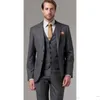 새로운 고품질 두 버튼 어두운 회색 신랑 턱시도 노치 옷깃 들러리 최고의 남자 정장 남성 웨딩 정장 (재킷 + 바지 + 조끼 + 넥타이) XF243