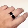 أزياء Titanium Steel Love Ring خاتم ذهبي فضية للعشاق الخاتم الأبيض الأسود الخزفي الفاخر للهدية