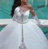 2020 New Beach Suknie ślubne z suknią kulową Off Ramię Zroszony Kryształy Dubaj Arabskie Suknie Ślubne powiedział Mhamad Bliski Wschód
