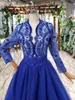 Royal Blue Elegant Avond Formele Jurken 2022 Arabische Lange mouwen Beaded Lace Prom Gowns Red Carpet Celebrity Boho Bridal Dress Echte foto