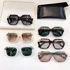 Venta al por mayor-51 Gafas de sol de diseñador para mujer de lujo Estilo de tendencia simple Gafas de sol Moda para mujer Gafas femeninas anti-UV400 Lentes Gafas con caja