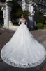 Lussano kant trouwjurken 2020 Arabisch Sheer off-schouders geappliceerd Half mouwen Bruidsjurken Sweep Train Ball Town Trouwjurk