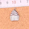 100pcs Charms cupcake gelato Pendenti placcati argento antico che fanno gioielli fatti a mano in argento tibetano fai da te 20 * 15mm