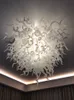 Luces decorativas personalizadas Lámpara de araña de clase Murano soplada LED Montaje empotrado Hotel Restaurante Iluminación de techo Decoración