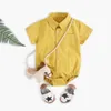 ベビーロンパース新生児のラペルカラーの駒ロンパース夏の綿の半袖クライミング服幼児男の子デザイナー三角形ロンパyp182