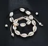 Gratis skepp 12st Handgjorda Naturskal Hand Sticka Armband Skal Armband Kvinnor Tillbehör Beaded Strand Armband