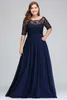 Dark Navy Lace Chiffon Half ärmar Prom Dresses Lace Top En linje Chiffon V Back Mother of Bride Dresses Plus Size -klänningar HY5035