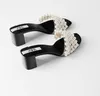 Zapatillas de tacón de bloque transparente de PVC transparente con decoración de perlas para mujer, zapatos deslizantes, novedad de verano, punta abierta, negro C017